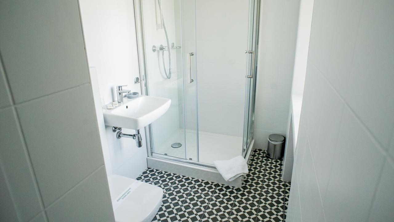 Palac Kobylniki Hotel Obrzycko Buitenkant foto