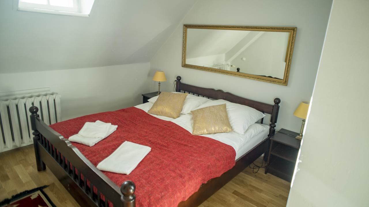 Palac Kobylniki Hotel Obrzycko Buitenkant foto