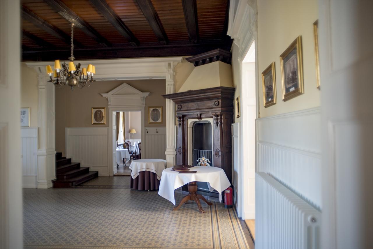 Palac Kobylniki Hotel Obrzycko Buitenkant foto